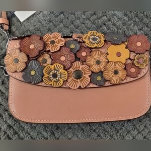 Coach 1941 Tea Rose Clutch